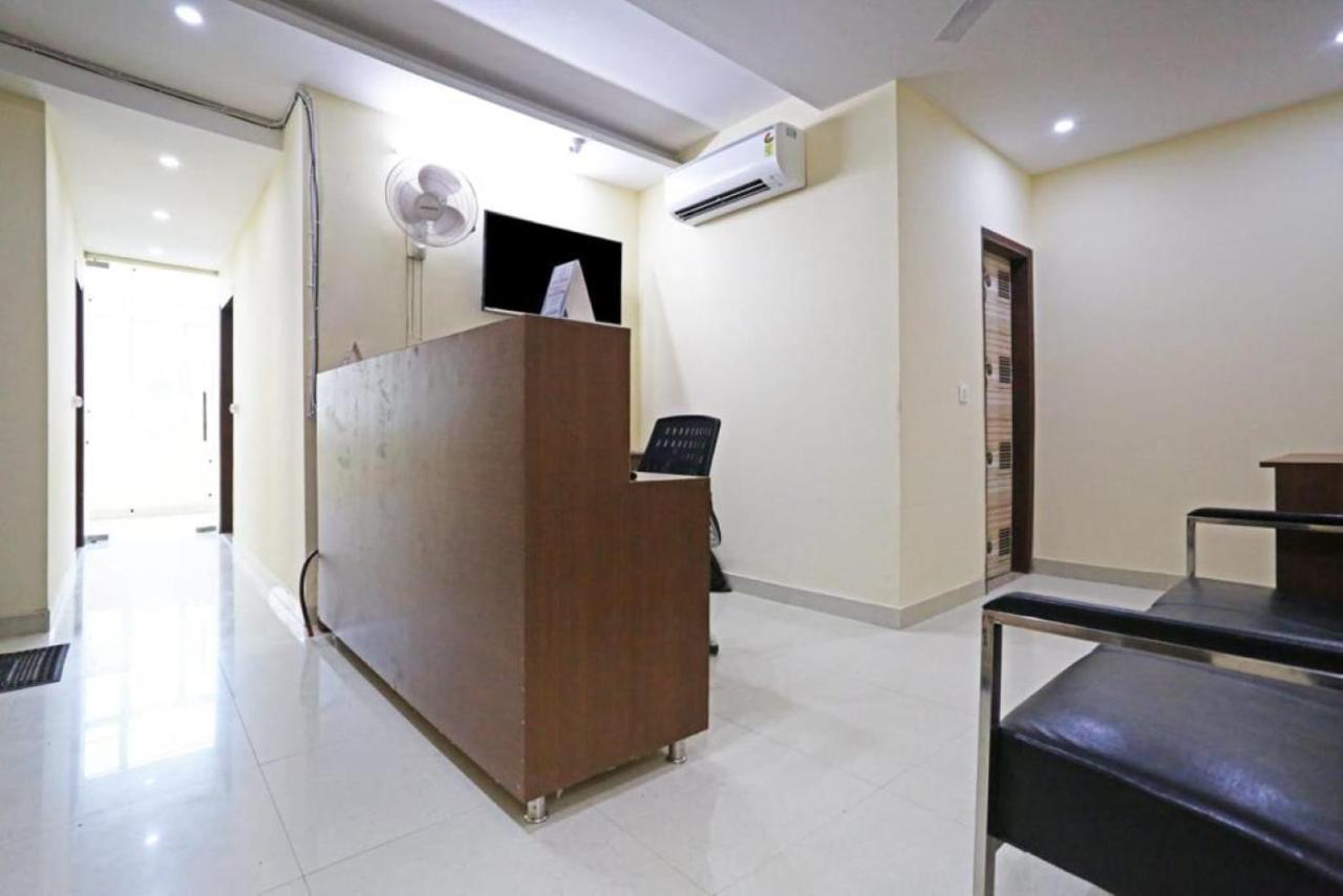 Hotel Mannat Bhera Enclave New Delhi Buitenkant foto